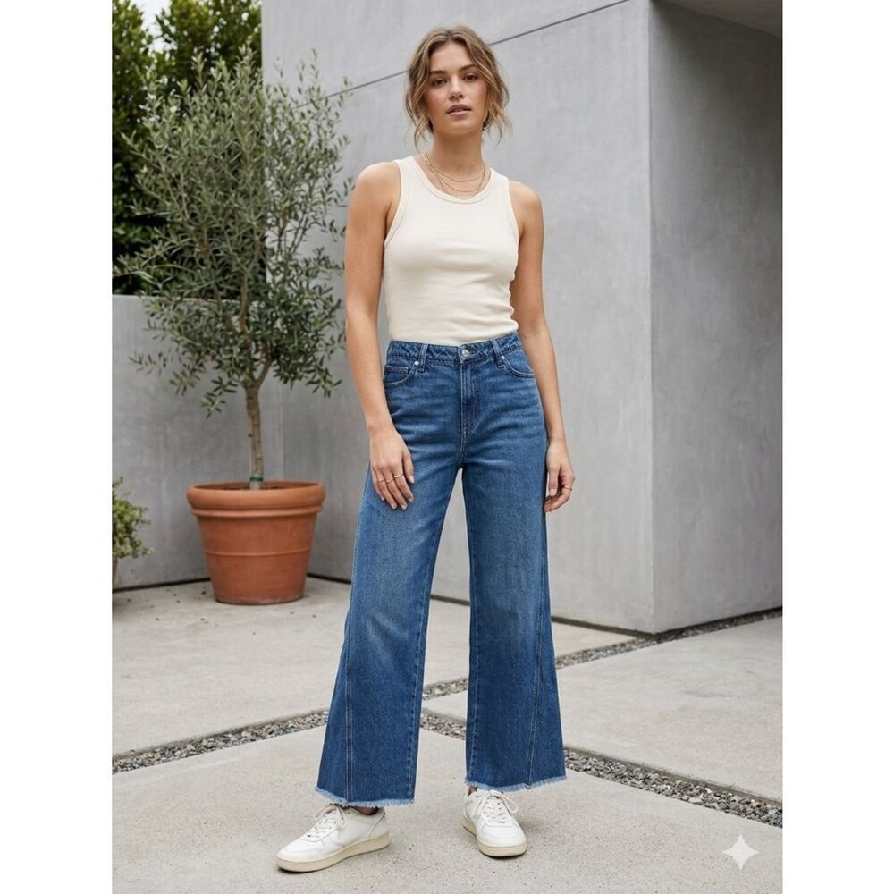 Take 50% OFF- Tim and Tru Women’s Dark Blue Jeans, Size-10 - Picture 11 of 11
